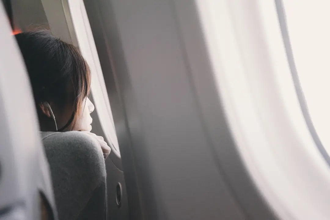 Airplane cabin interior illustrating dry cabin air