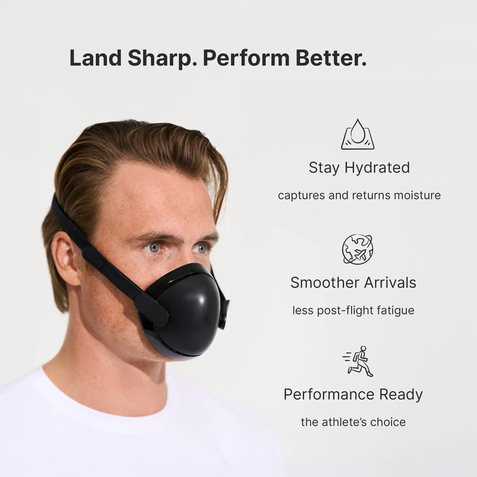 Man wearing the black Kuvola humidifier mask